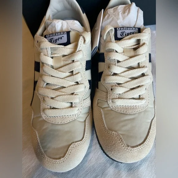 Onitsiuka Tiger SERRANO tennis shoes. - Picture 3 of 5